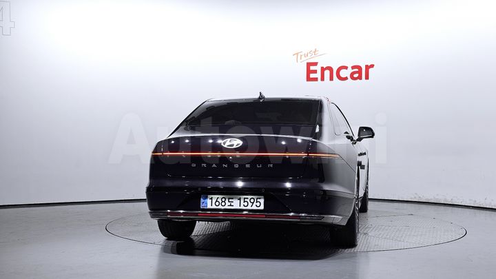 Hyundai Grandeur 2023 — 4