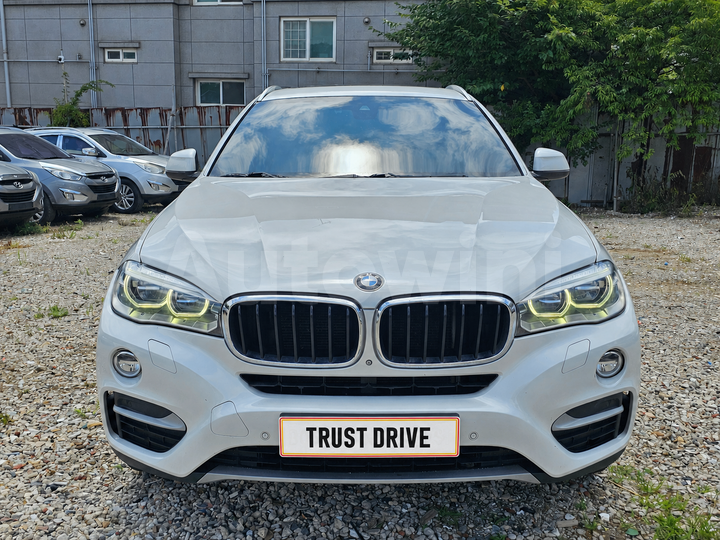BMW X6 2015 — 2