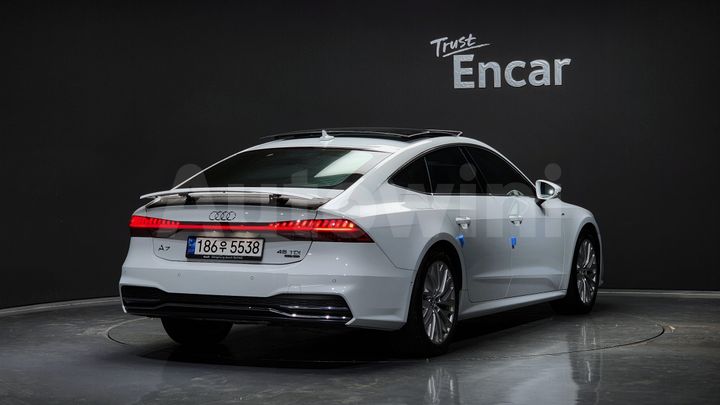 Audi A7 2021 — 2