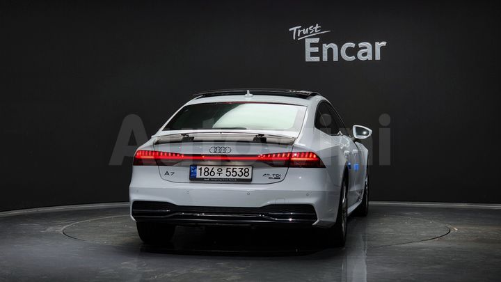 Audi A7 2021 — 4