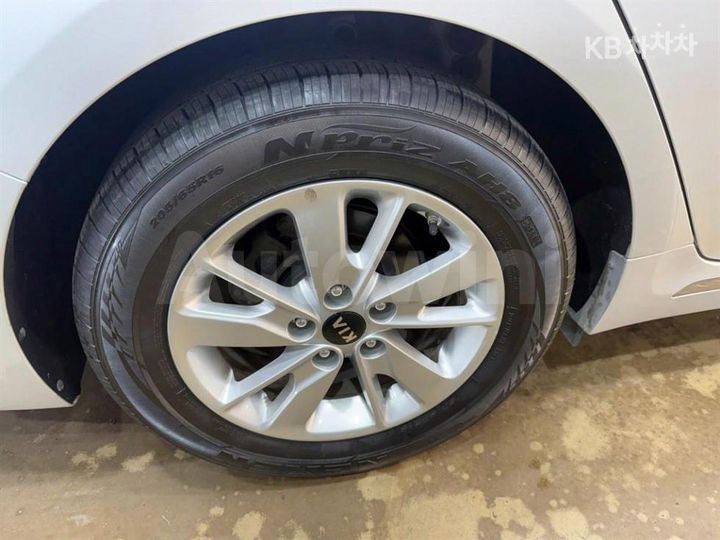 Kia K5 2016 — 5