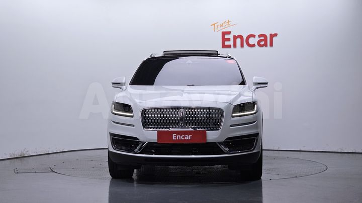 Lincoln Nautilus 2020 — 3