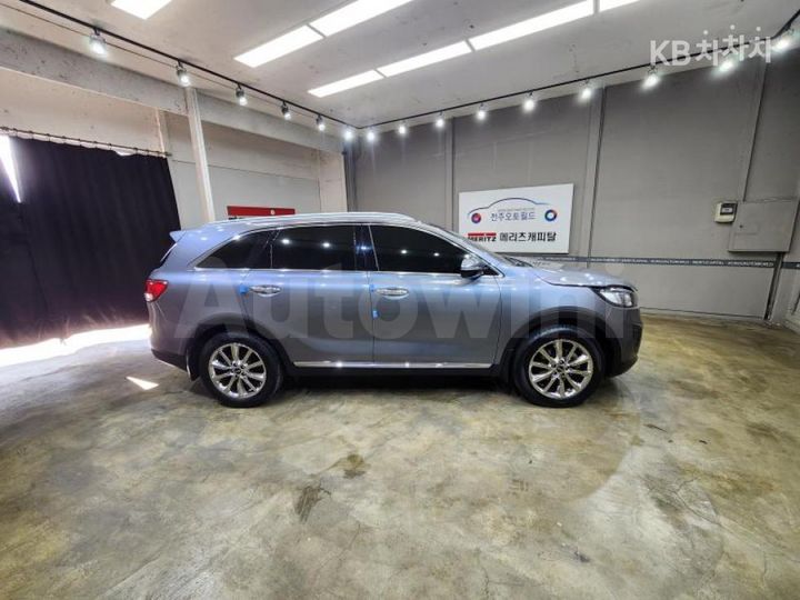 Kia Sorento 2016 — 2
