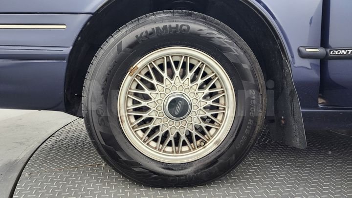 Lincoln Continental