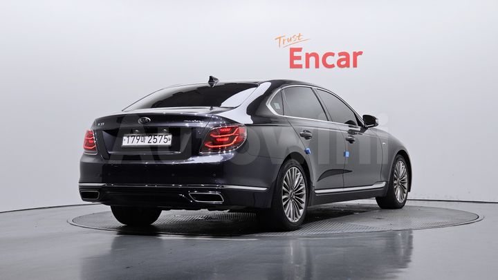 Kia K9 2021 — 2