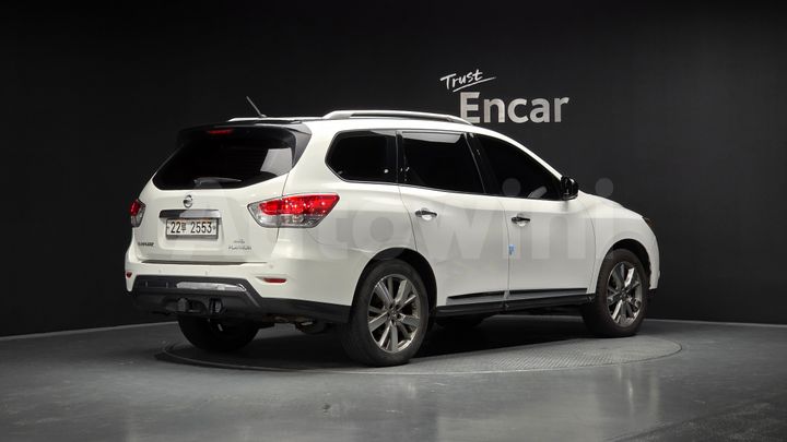 Nissan Pathfinder 2014 — 2