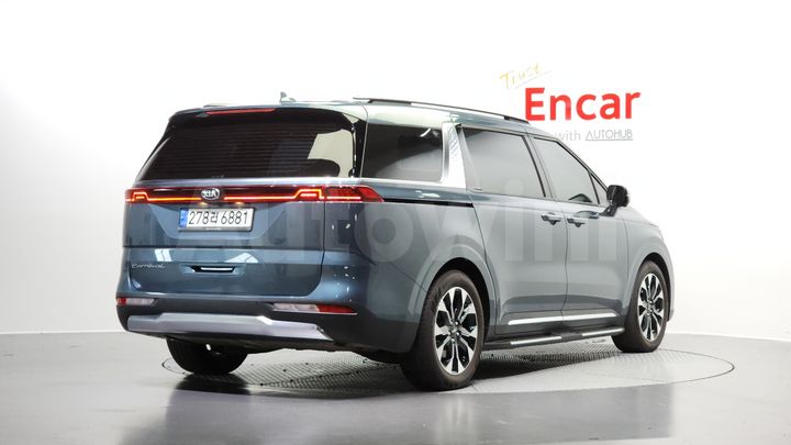 Kia Carnival 2021 — 2