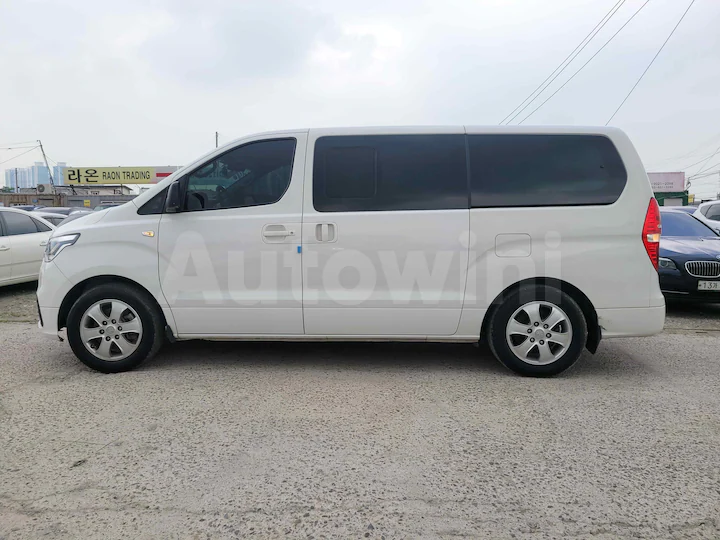 Hyundai Starex 2021 — 2