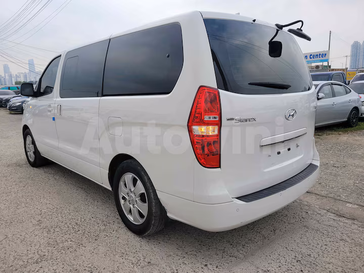 Hyundai Starex 2021 — 3