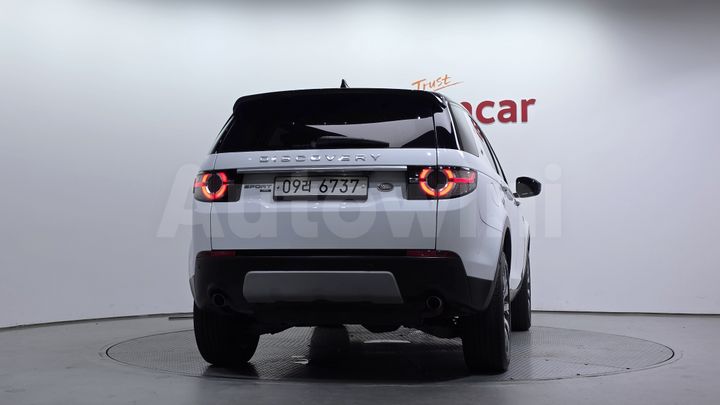 Land Rover Discovery Sport 2018 — 4