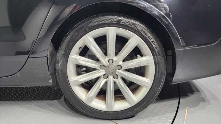 Audi A7 2013 — 5