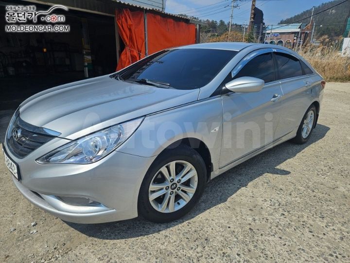 Hyundai Sonata 2009 — 2