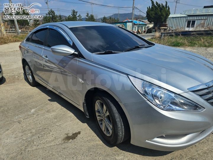 Hyundai Sonata 2009 — 3