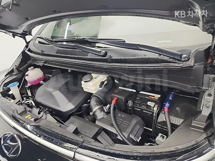 Hyundai Staria 2022 — 5
