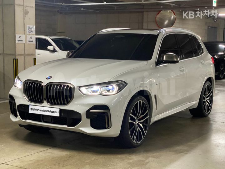 BMW X5 2022 — 2