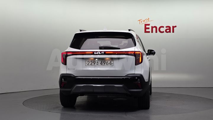 Kia Seltos 2025 — 4
