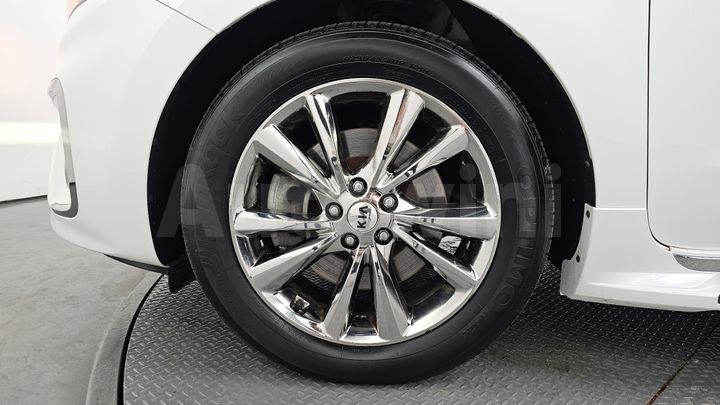 Kia Carnival 2019 — 5