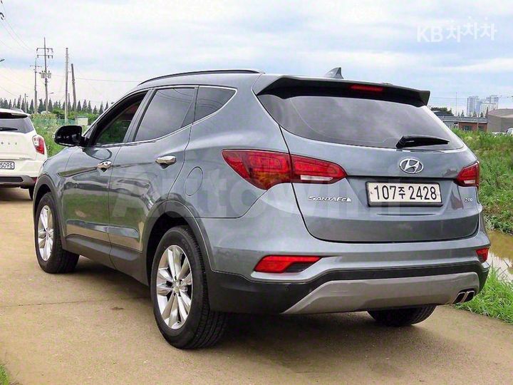 Hyundai SantaFe 2018 — 3