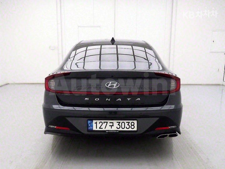 Hyundai Sonata 2022 — 3