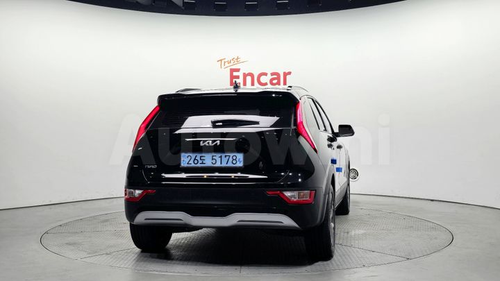 Kia Niro 2023 — 4