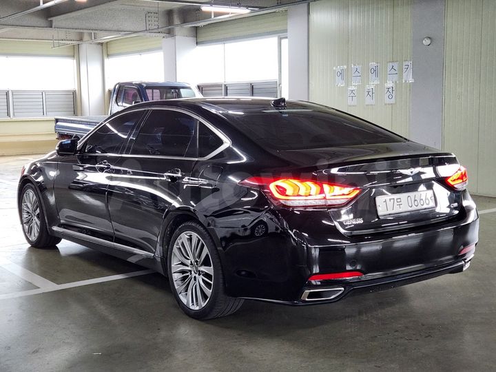 Hyundai Genesis 2016 — 3