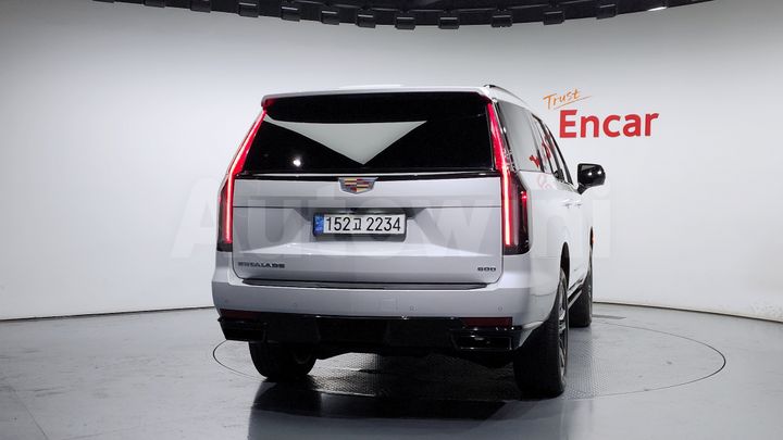 Cadillac Escalade 2022 — 4