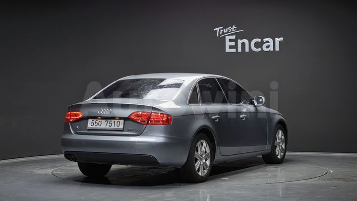Audi A4 2012 — 2