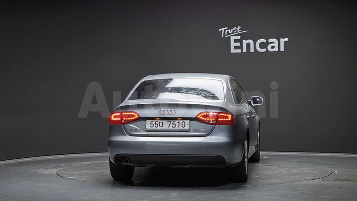 Audi A4 2012 — 4