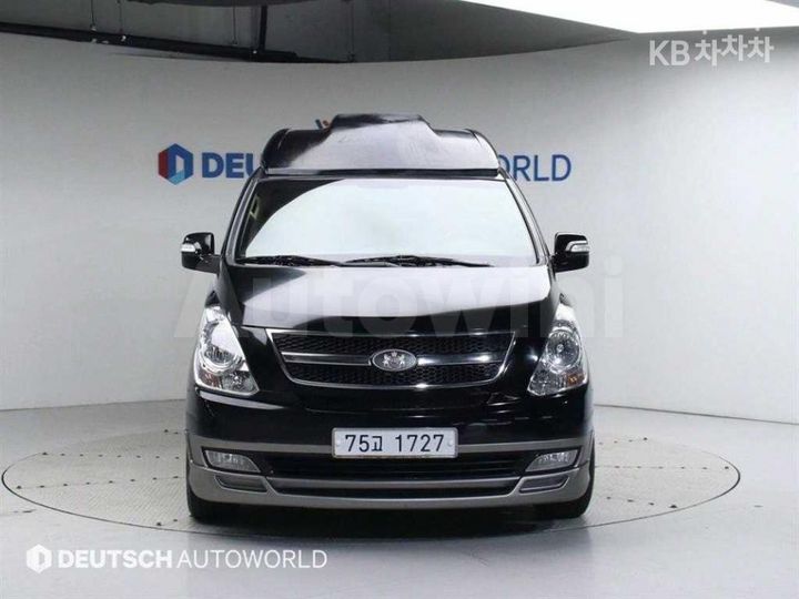Hyundai Starex 2012 — 3