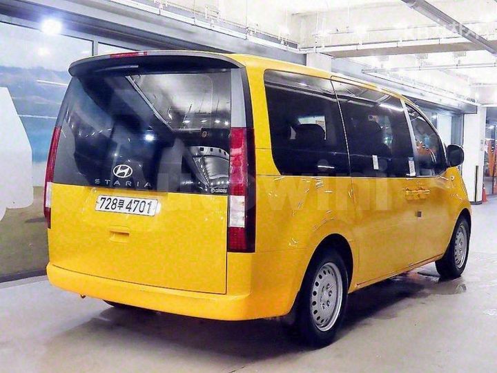 Hyundai Staria 2025 — 4