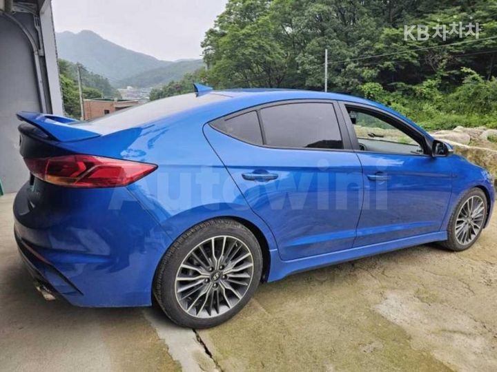 Hyundai Avante