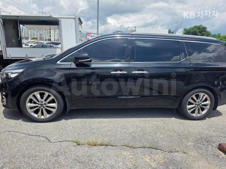 Kia Carnival 2015 — 3