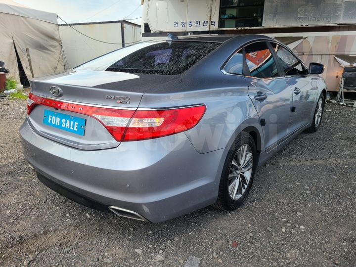 Hyundai Grandeur 2015 — 5