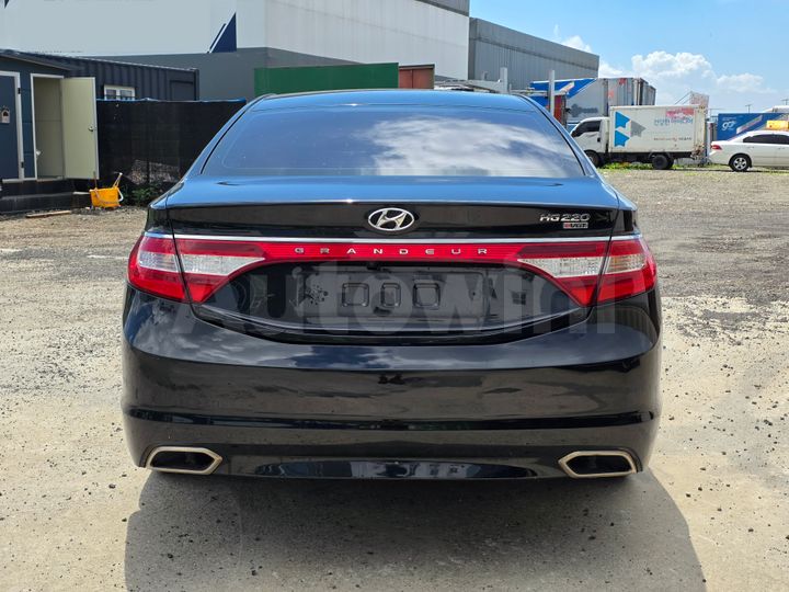 Hyundai Grandeur 2015 — 5