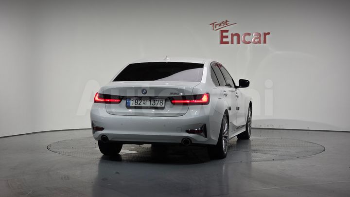 BMW 3 Series 2021 — 4