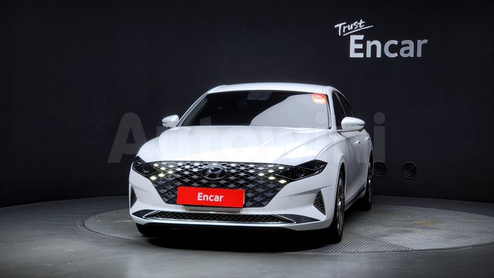 Hyundai Grandeur 2022 — 3