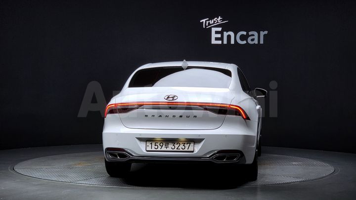 Hyundai Grandeur 2022 — 4