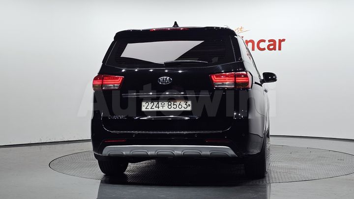 Kia Carnival 2018 — 4