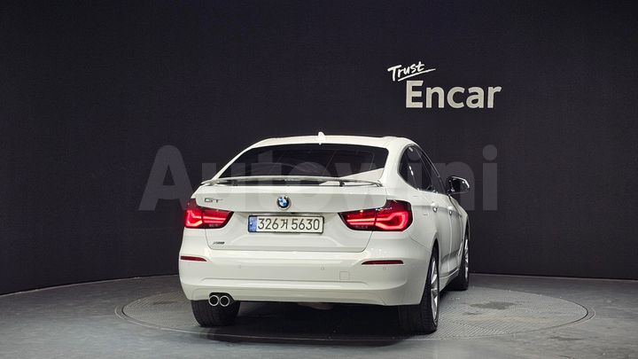 BMW 3 Series 2020 — 4