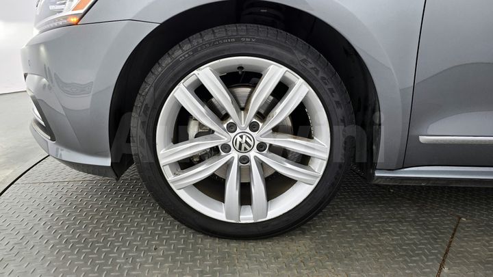 Volkswagen Passat 2018 — 5