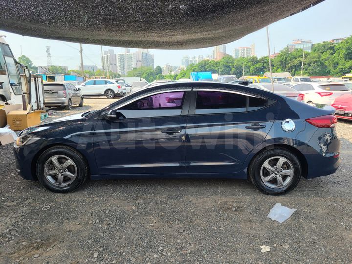 Hyundai Avante 2016 — 2