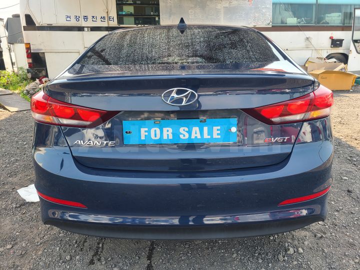 Hyundai Avante 2016 — 4