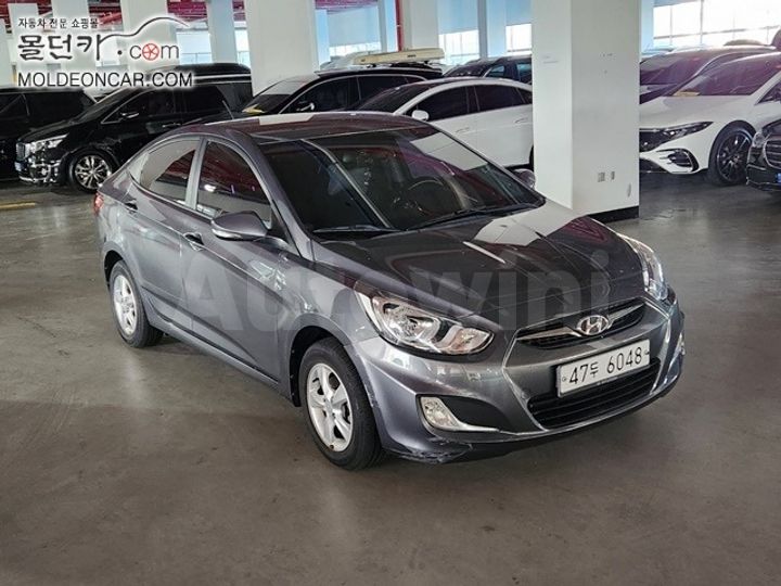 Hyundai Accent 2011 — 3