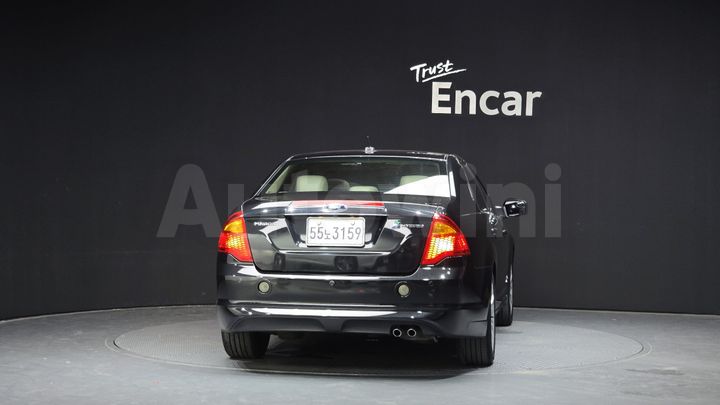 Ford Fusion 2012 — 4