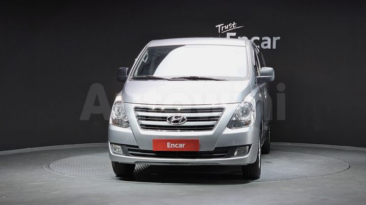 Hyundai Starex 2017 — 3