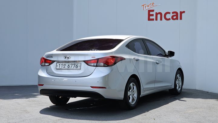 Hyundai Avante 2015 — 2