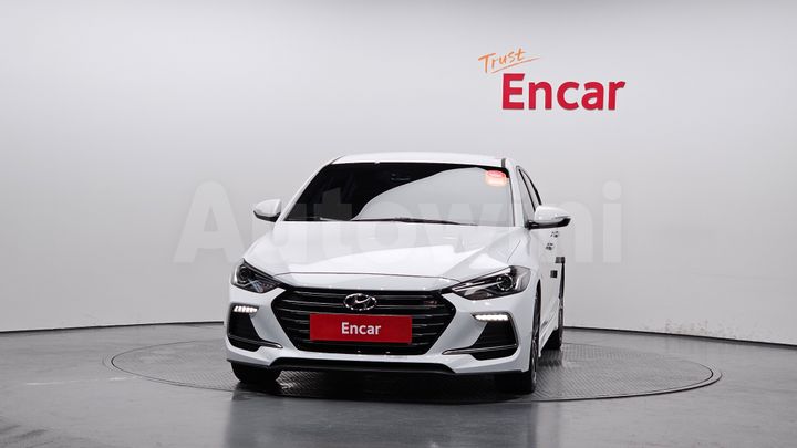 Hyundai Avante 2017 — 3