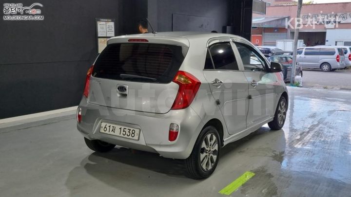 Kia Morning 2012 — 2