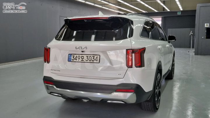Kia Sorento 2023 — 2