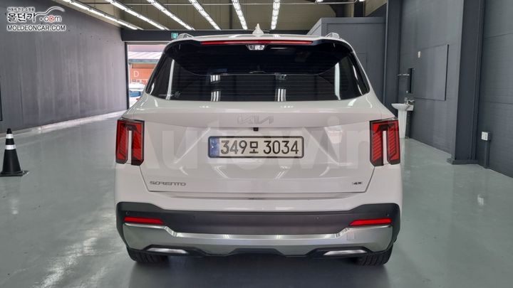 Kia Sorento 2023 — 4